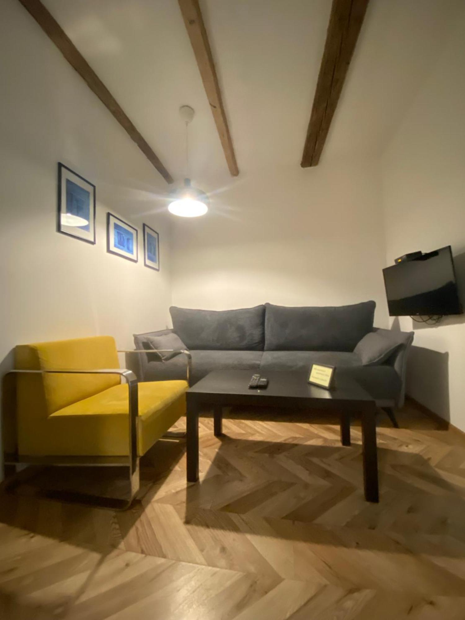Historical Apartments V18 Кошице Екстер'єр фото
